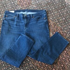 GAP vintage slim jeans in EUC 🍓
